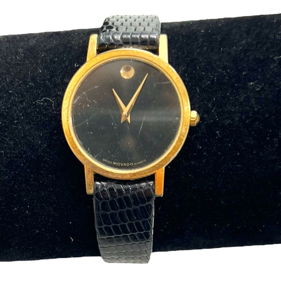 MOVADO MUSEUM CLASSIC 28MM LADIES WATCH - Picture 1 of 15